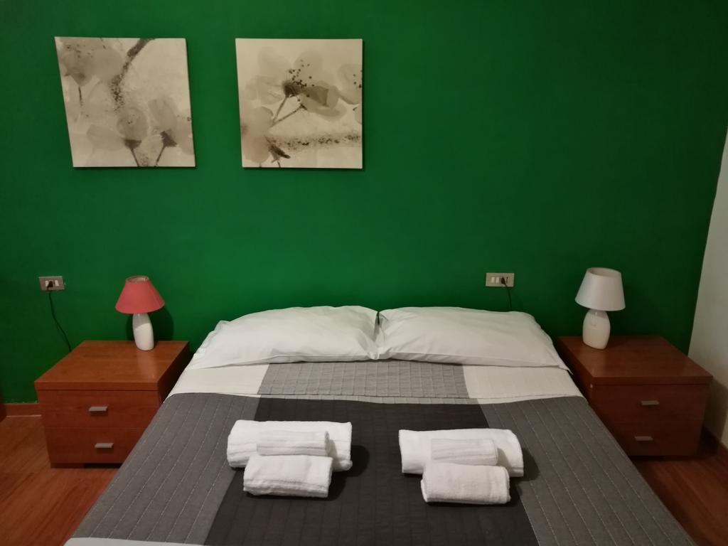 Ares Rooms Rome Bilik gambar