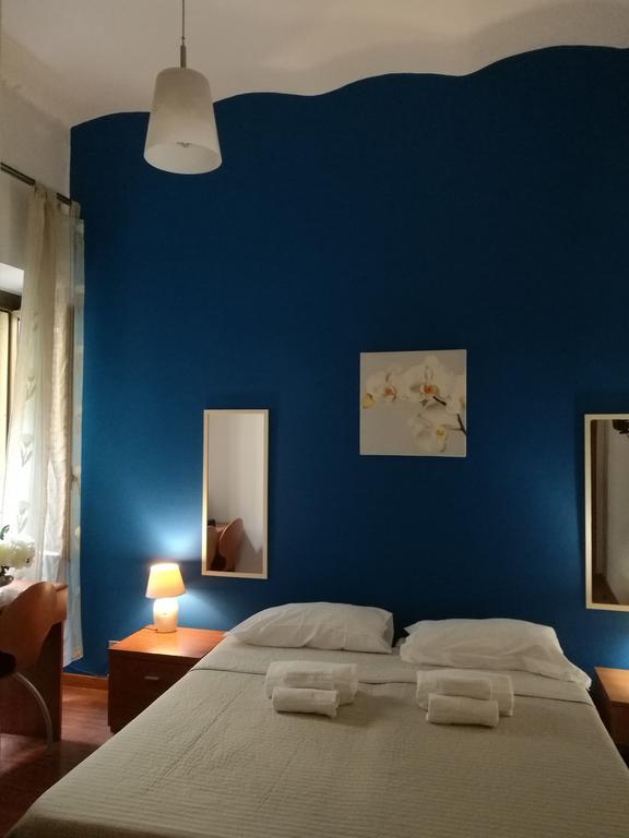 Ares Rooms Rome Bilik gambar